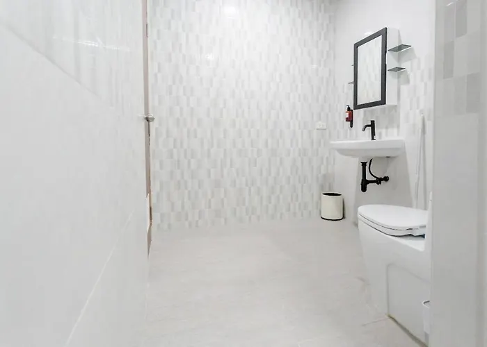 Rama Residency Sukhumvit Apartment *